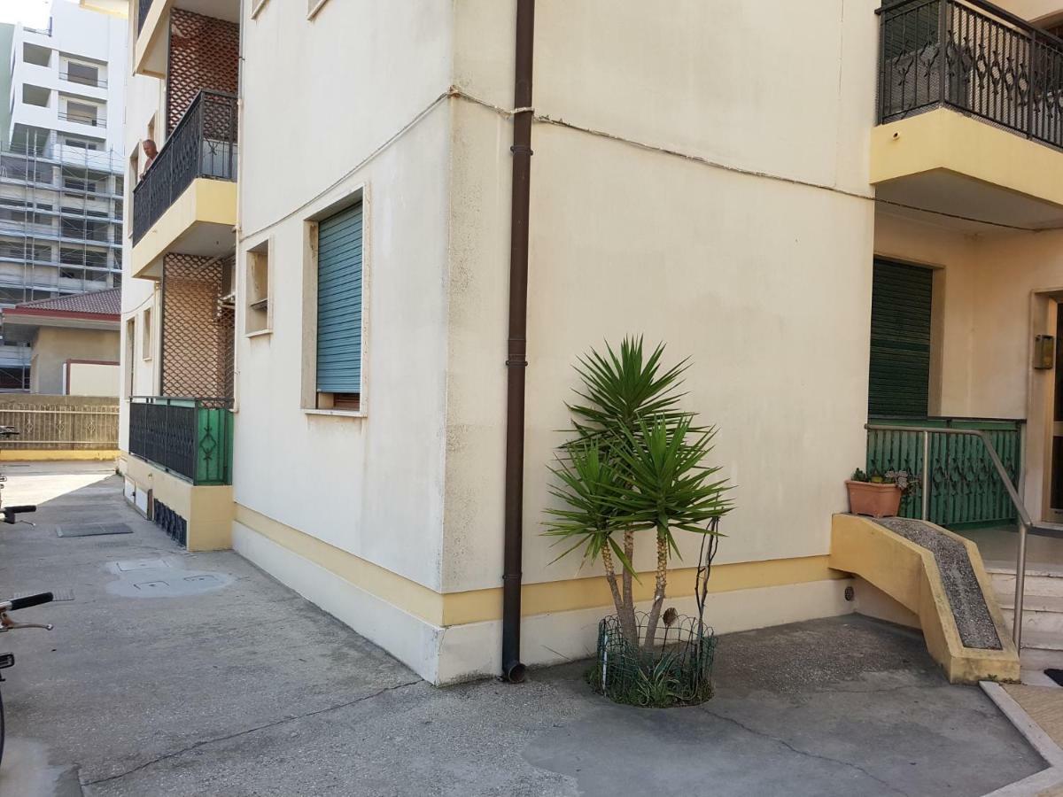 Sottomarina Beach Apartment Exterior foto